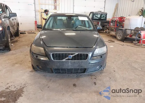 2005 Volvo S40 T5 Awd z USA, uszkodzony, nr VIN YV1MH682852069138